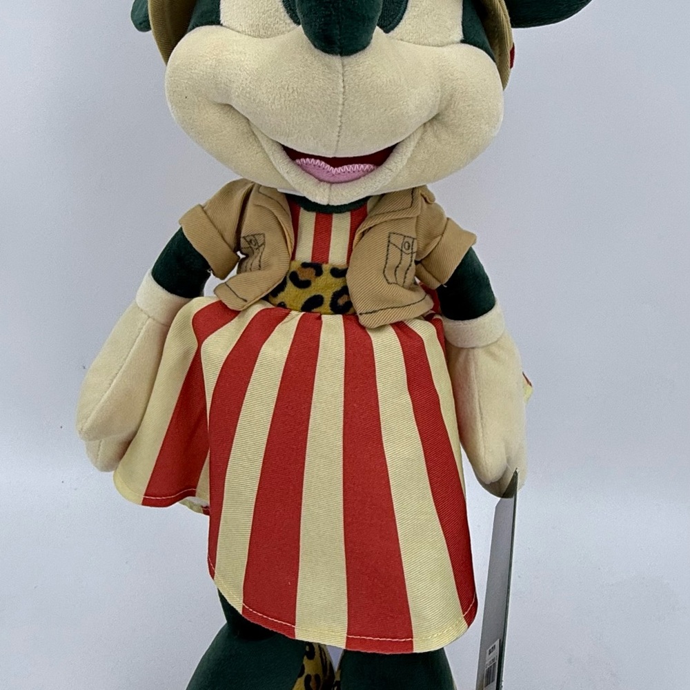 Disney’s Minnie Mouse Main Attraction Jungle Cruise Plush 16” 9/12 NWT HTF - Picture 2 of 6